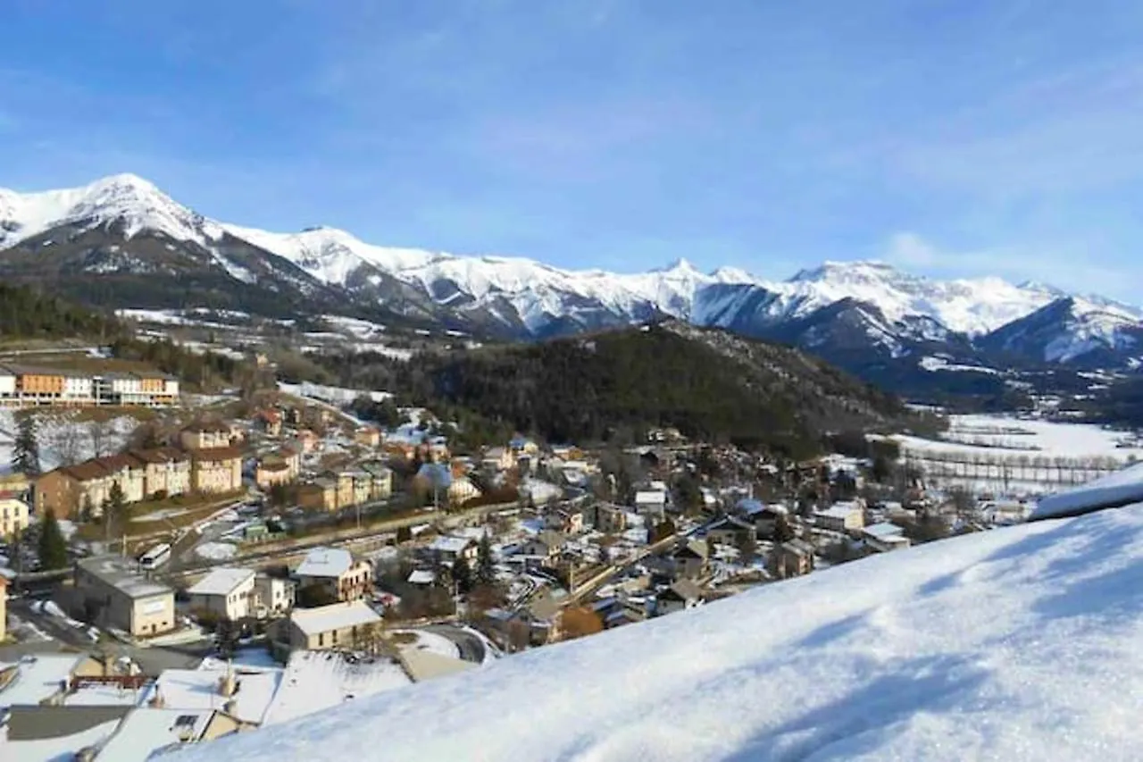 Chalet Charmant A Saint-Leger-Les-Melezes Avec Vue Sur La Montagne France